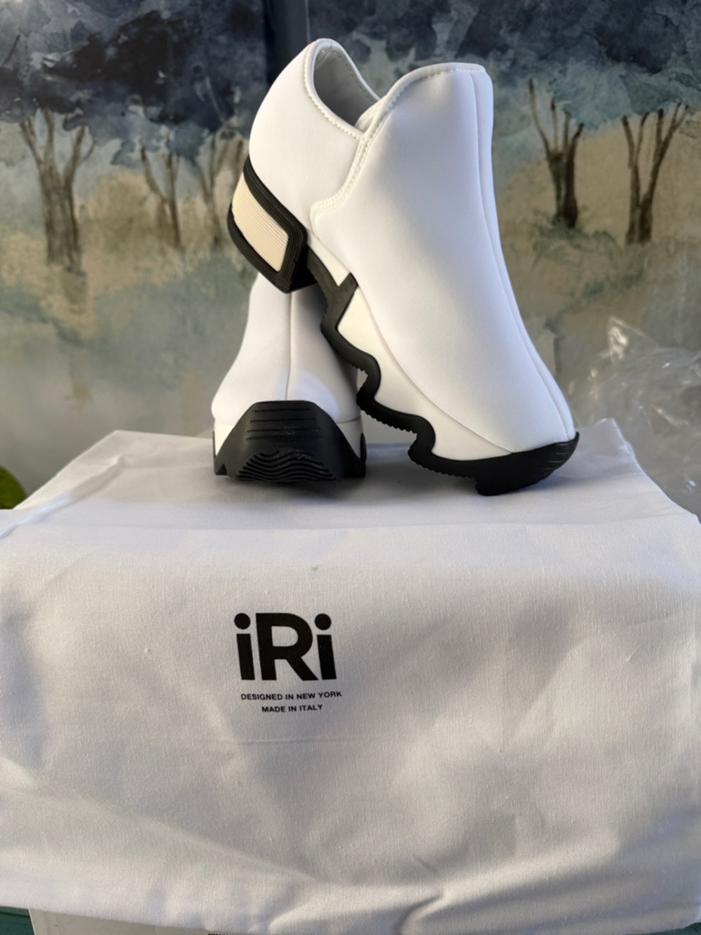 iRi White Slip-On Women’s Sneakers